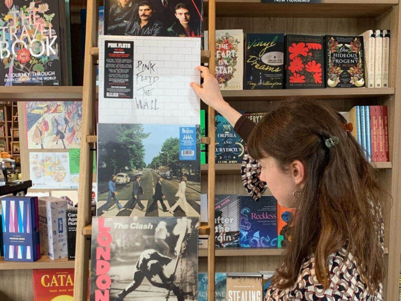 A website designed specially for local bookstores